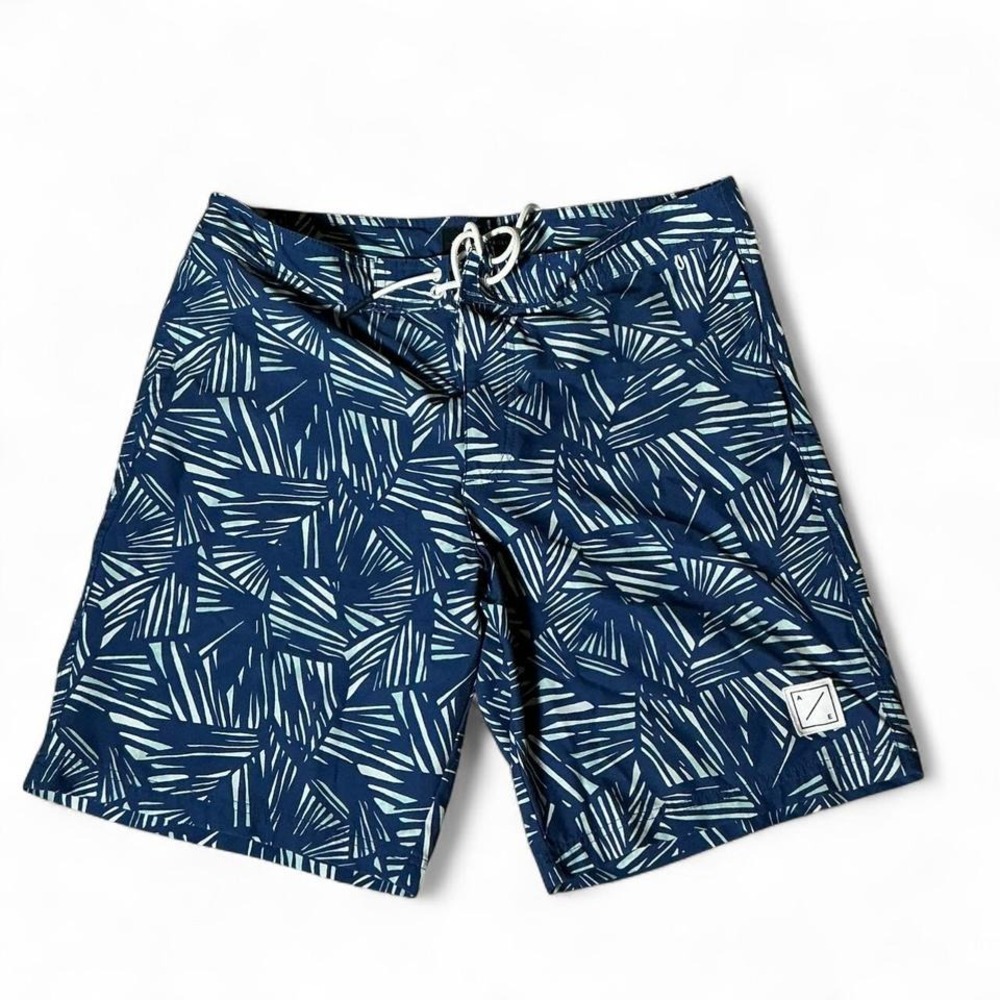 American Eagle Men's Board Shorts Palm Leaf Print Blue White Size Large